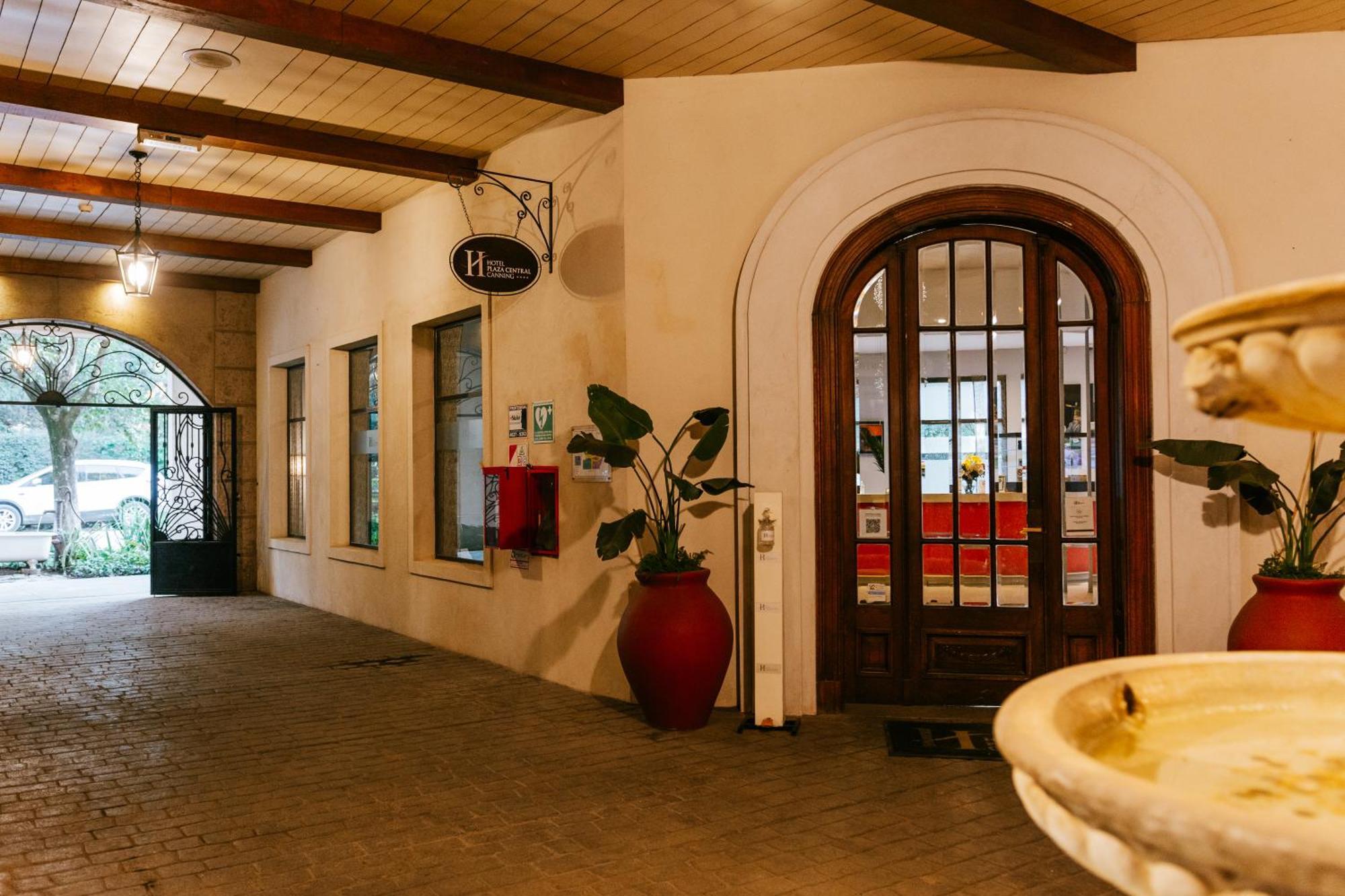 Hotel Plaza Central Canning Ezeiza Exterior foto