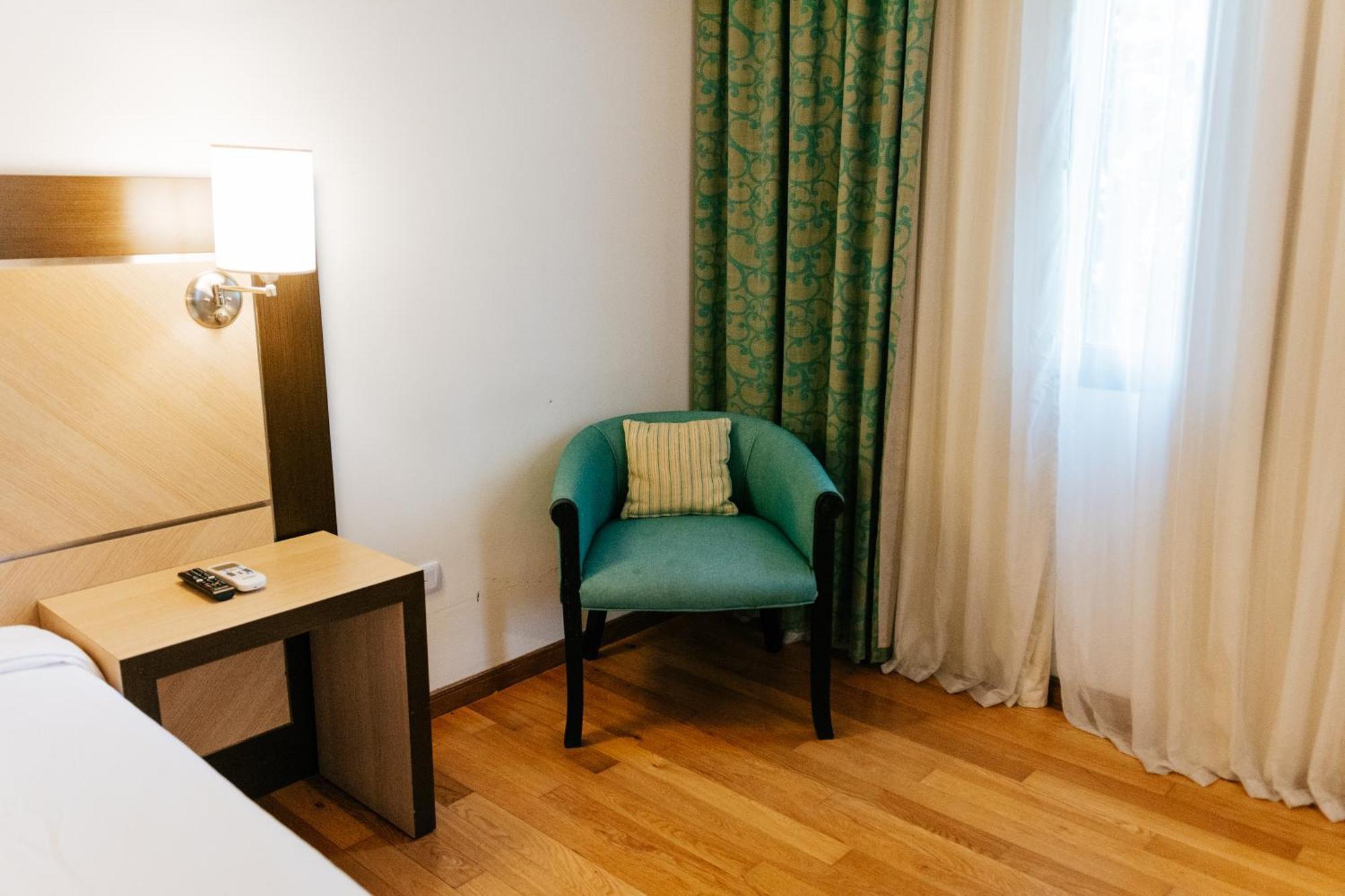 Hotel Plaza Central Canning Ezeiza Exterior foto